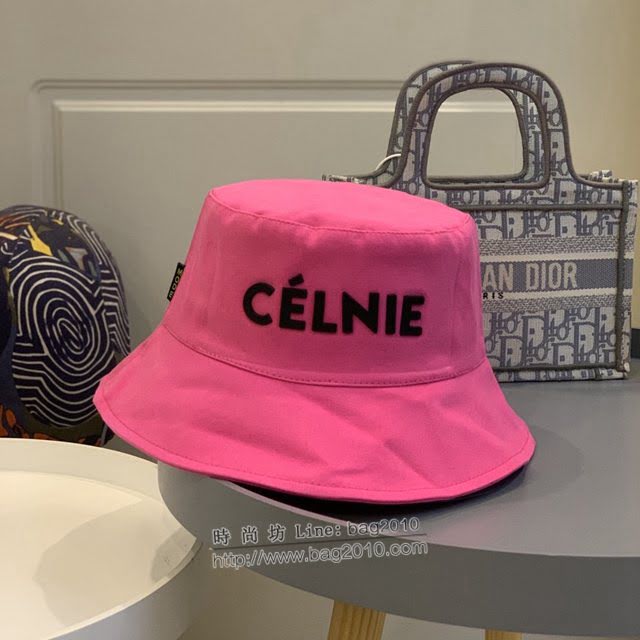 CELINE新品女士帽子 賽琳立體彩虹字母炫彩系列漁夫帽  mm1618